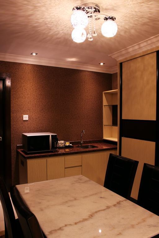 Kesuma Villa Parit Raja Extérieur photo
